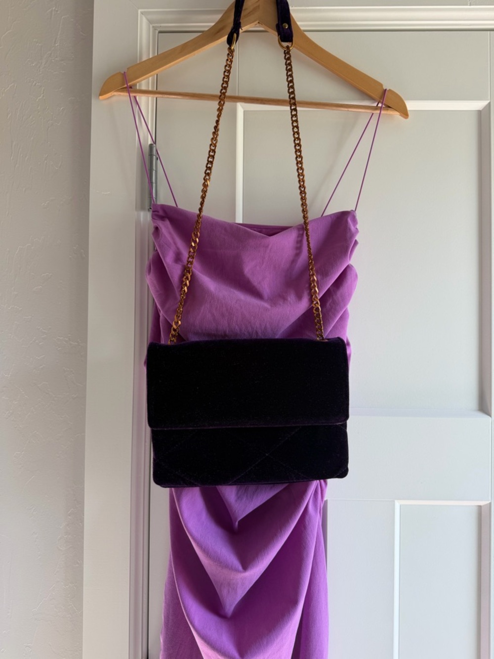 Purple Velvet purse with Gold chain handle - Picture 15 of 15